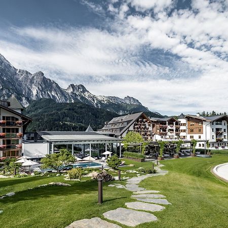 Hotel Krallerhof Leogang Exteriör bild